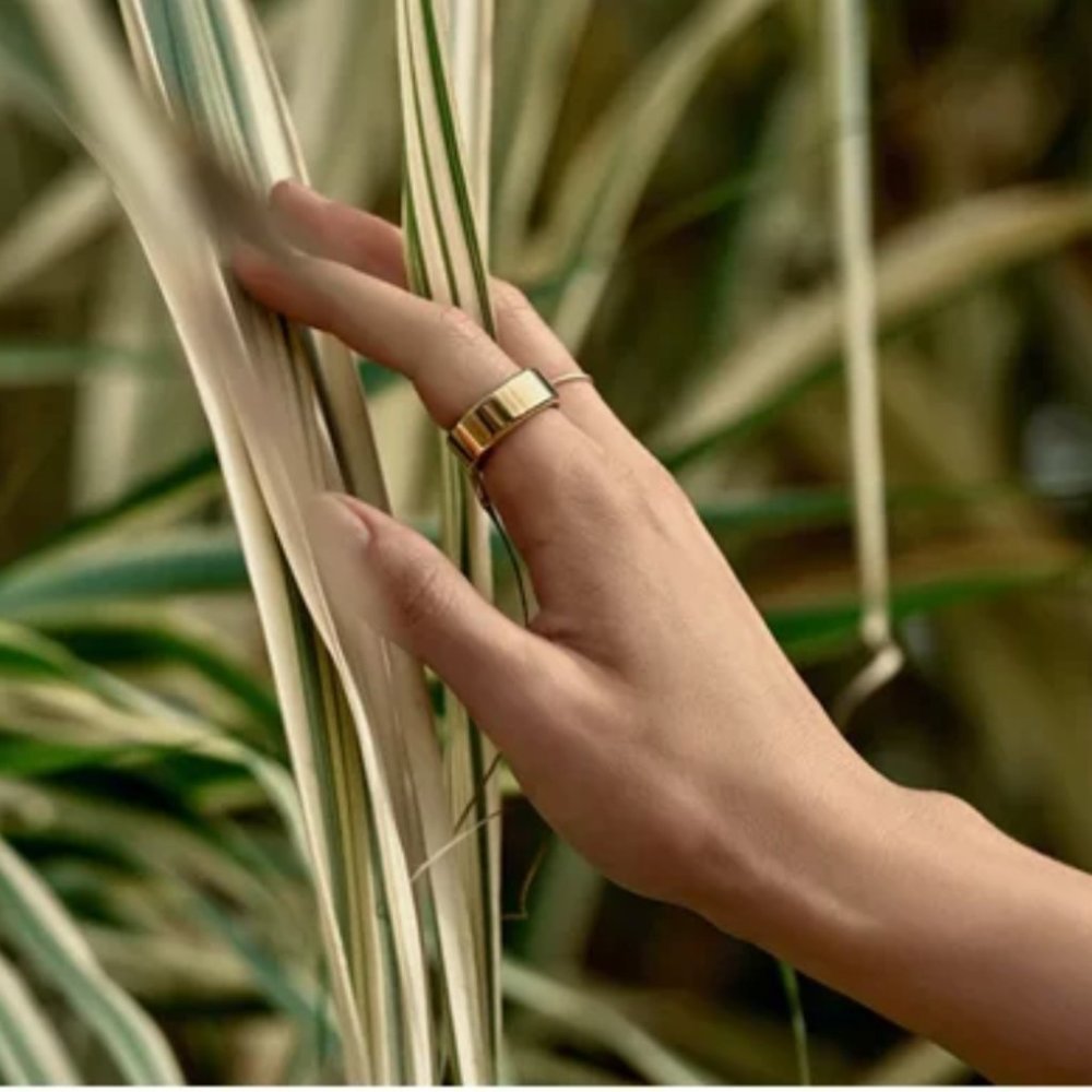 Oura Ring - gold, size 7